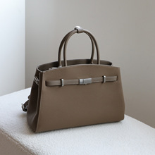 2026�¿�W���r����Ƥ�K�����ذ����İ�����μ�б��Ů