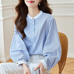 圆领蓝白条纹衬衫女时尚设计慵懒百搭上衣2025秋季条纹衬衣A6750