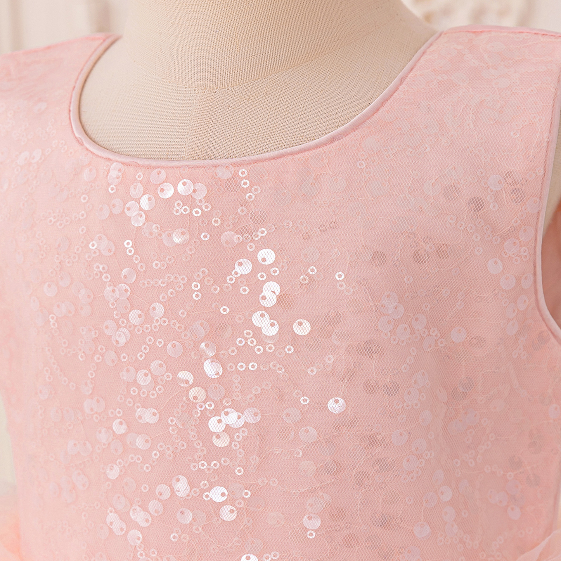 Europa y los Estados Unidos niñas vestido de princesa sin mangas de sequillas malla de acero vestido de fiesta de cumpleaños vestido de noche piano vestido de boda