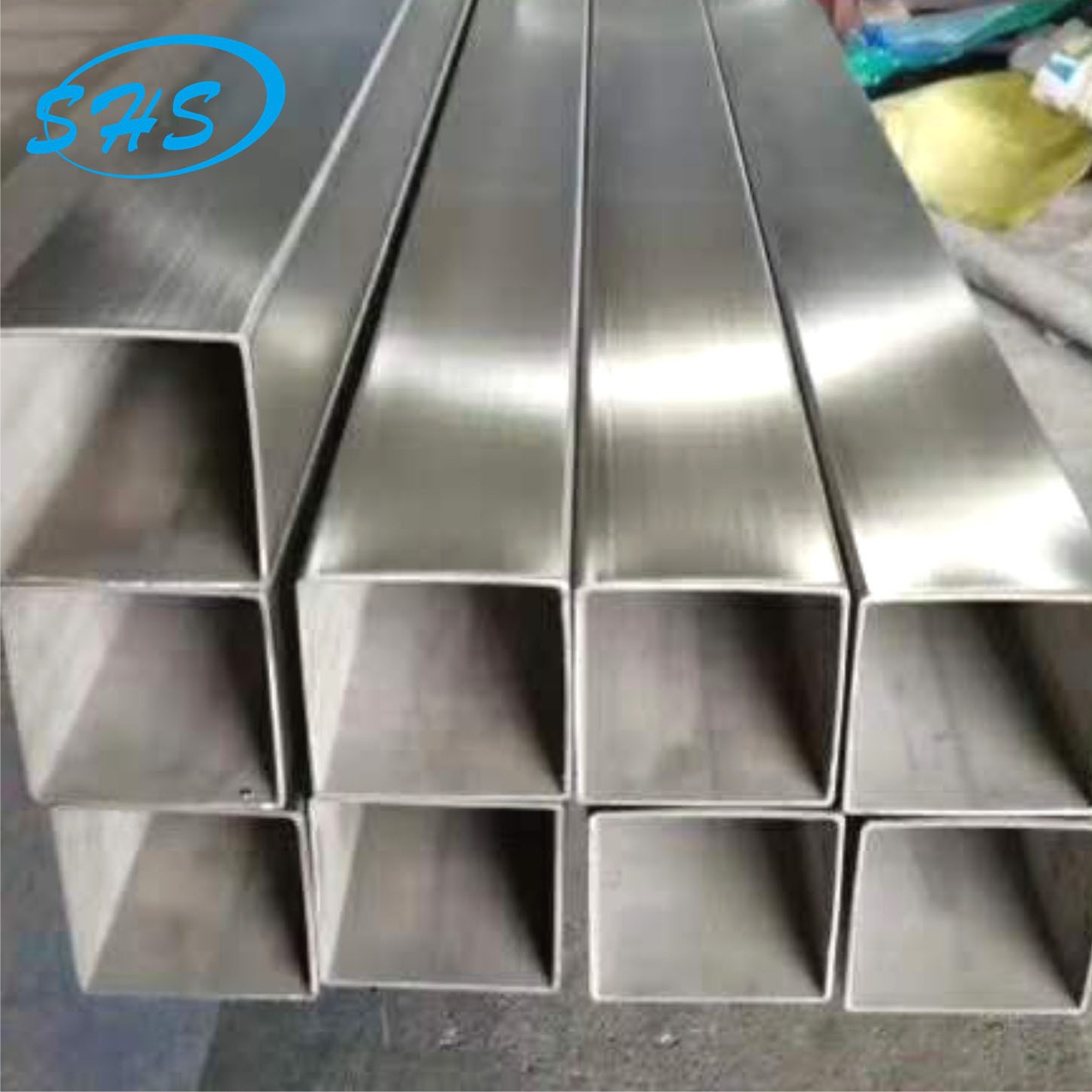 SUS304不锈钢大方管100X100X2.0 抛光表面 建筑装饰用 可激光切割