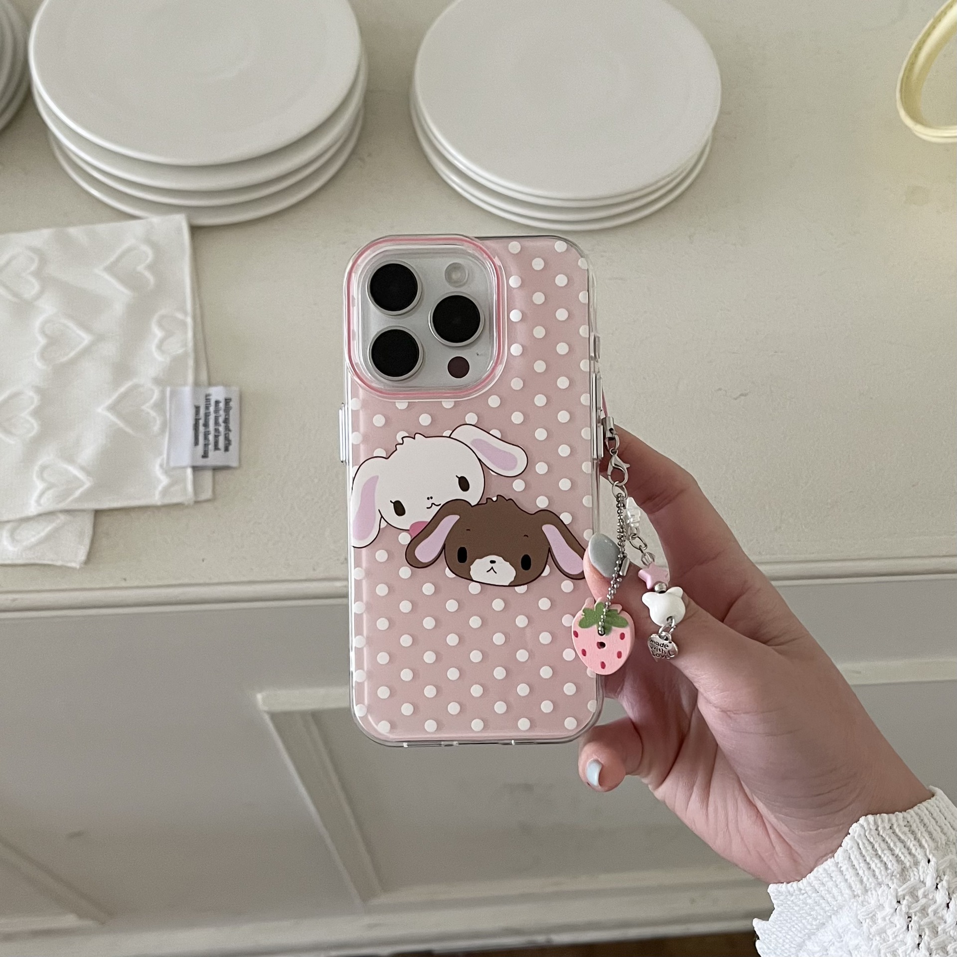 Conejito lindo de lunares de dibujos animados para Apple 16ProMax funda para teléfono móvil 15Pro niña 14/13 nuevo 15Pm