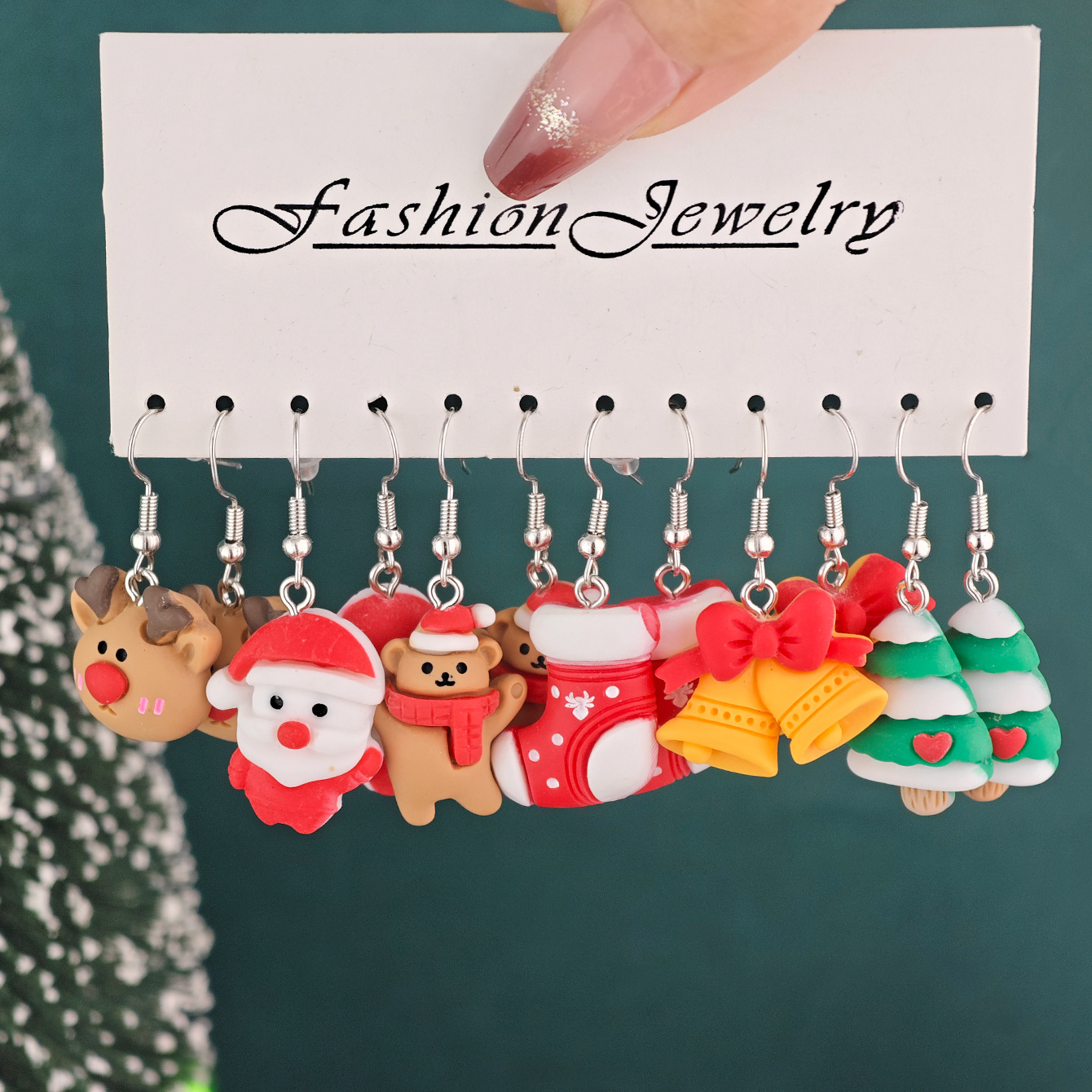 12pcs transfronterizos venta caliente pendientes de Navidad creativos Papá Noel muñeco de nieve lindo pequeño alce set de regalo