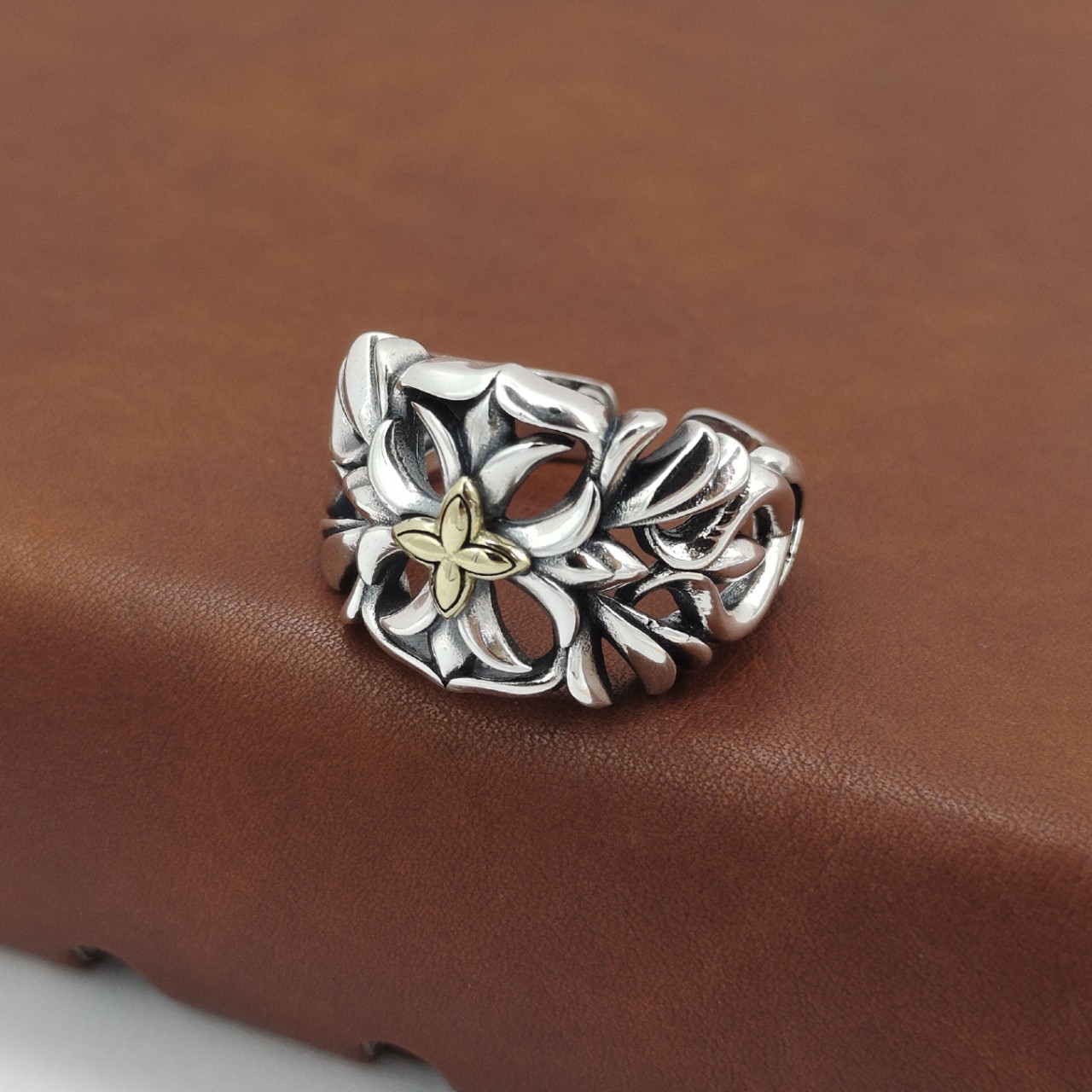 Genuine design fashionable retro ring