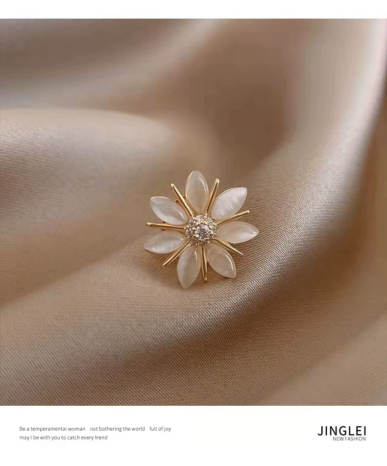 Cute high-end brooch with bow, pin, suit, protective underware, clips included