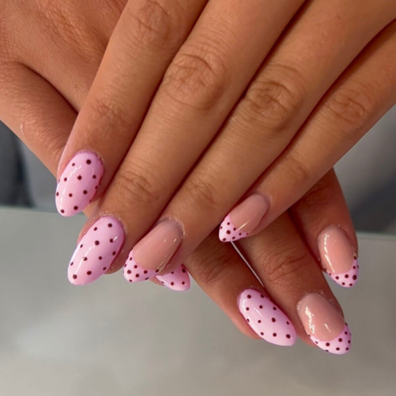 24 pieces of sweet pink polka dot French press-on nails, medium almond shape, ins-style detachable finished fake nails