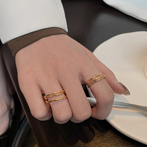 Retro punk style geometric personality ring simple lines gold tone finger ring Korean and Japanese fashion accessories