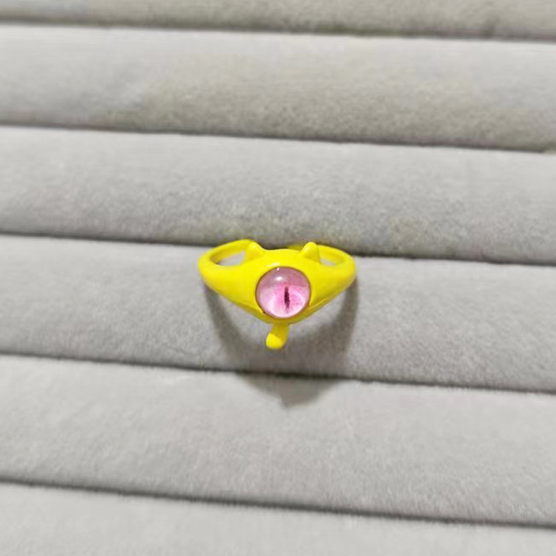【D82】Yellow pink-eyed tail