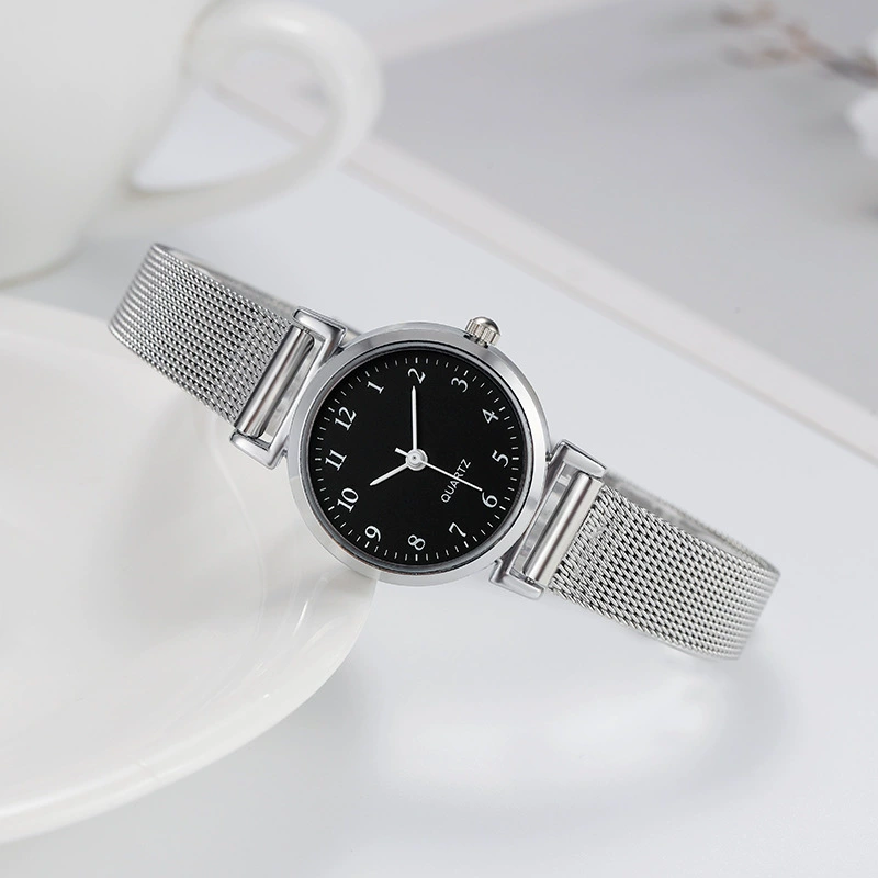 Ретро часы Quartz 8110, унисекс с минимальным циферблатом, варианты цветных ремешков