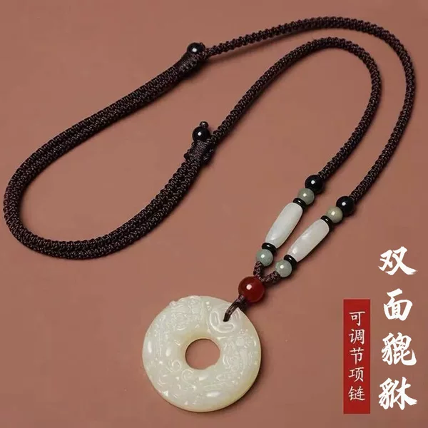 Double-Sided Carved Pixiu Pendant, Animal Year Fortune Necklace, Transfer Piqiu Men's and Women's Fashion Pendant, High-End Sweater Chain