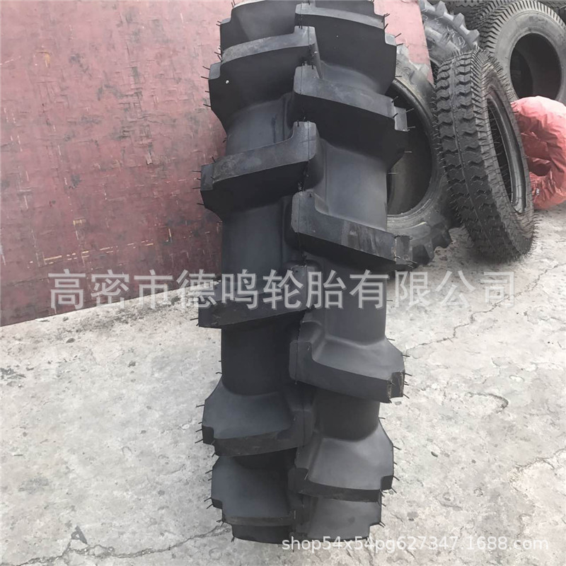 Ventas de la fábrica Paddy Field Flor Alta neumático 12.4-28 tractor neumático 12.4-24