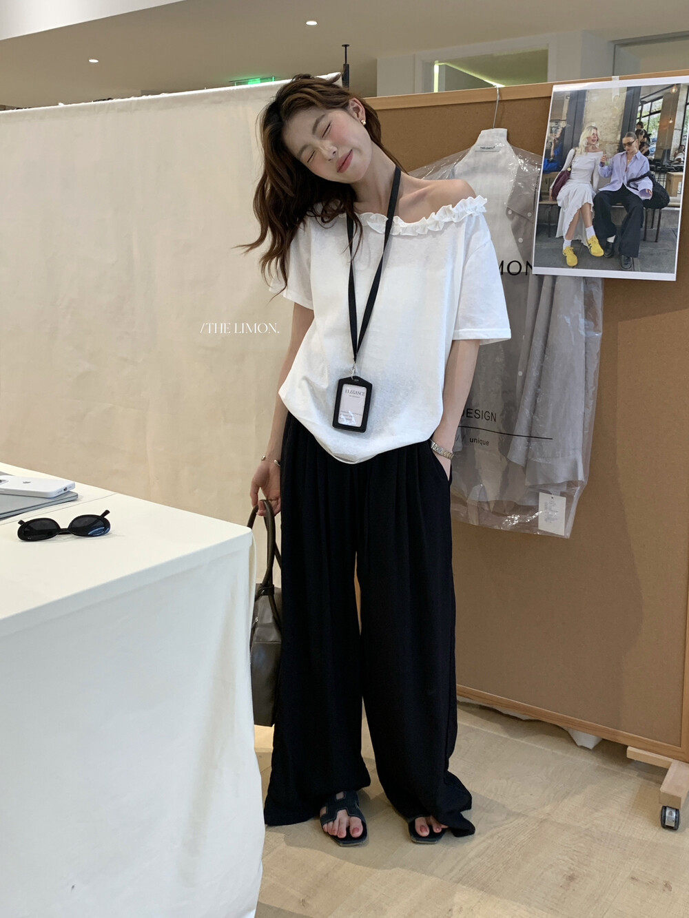 Áo thun nữ tay ngắn cổ lệch vai kết hợp ren bèo nhún phong cách Pháp — màu đen, màu trắng, Tro xi măng, Bột tím chi tiết 28