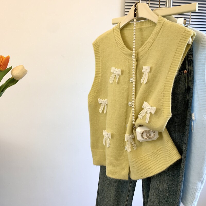 Cute Little Chanel Style Bow Knitted Vest for Women, New Autumn/Winter Petite Age-Reducing Sweater Layering Vest Top Cute Little Chanel Style Bow Knitted Vest for Women, New Autumn/Winter Petite Age-Reducing Sweater Layering Vest Top