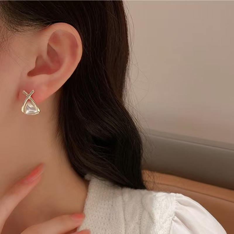 金属感交叉珍珠耳环高级感大气耳饰轻奢小众耳坠耳钉女源头厂家|undefined