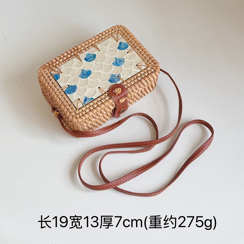 (Blue and white scale) small square bag-19*13*7CM