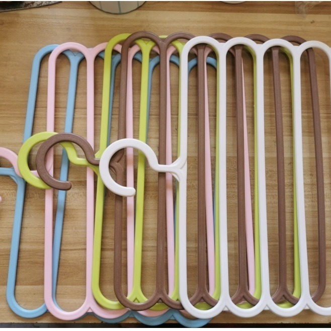 Percha para pantalones de cinco capas