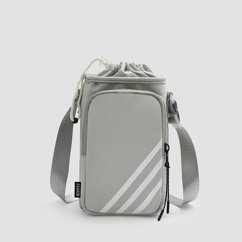 24 años de explosión de tazas de agua, bolsas de tazas de agua convenientes, bolsas de llaves para teléfonos móviles, mochila para montar, mochila de fitness