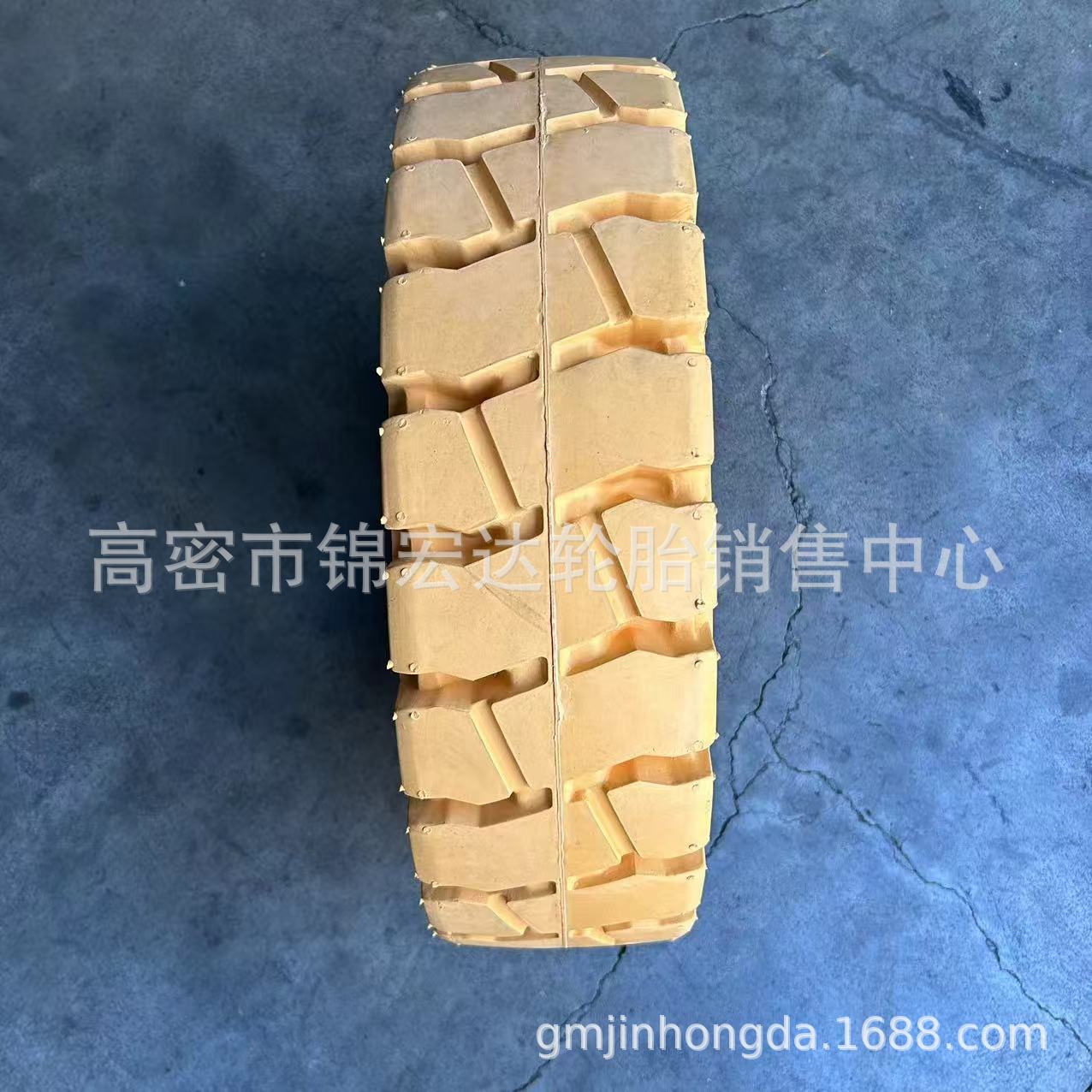 白色环保工程轮胎6.50-10  28*9-15无痕环保轮胎.