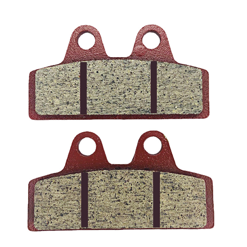 Procesamiento personalizado pequeño pez dorado pastillas de freno de automóvil eléctrico pastillas de freno cerámicas de base de cobre resistentes al desgaste sin amianto de alta calidad