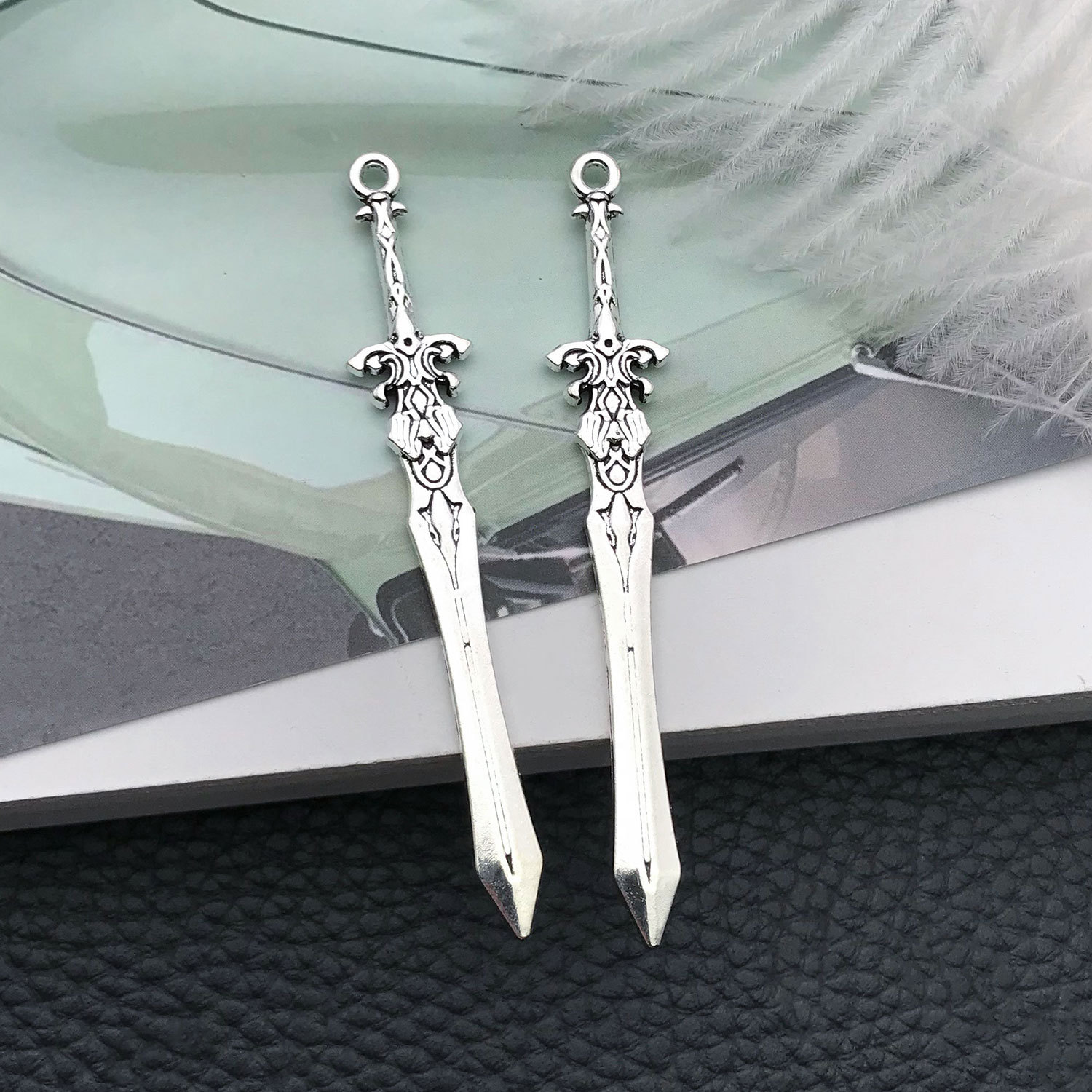 16189-古银锌合金刀剑11x69-3.6g