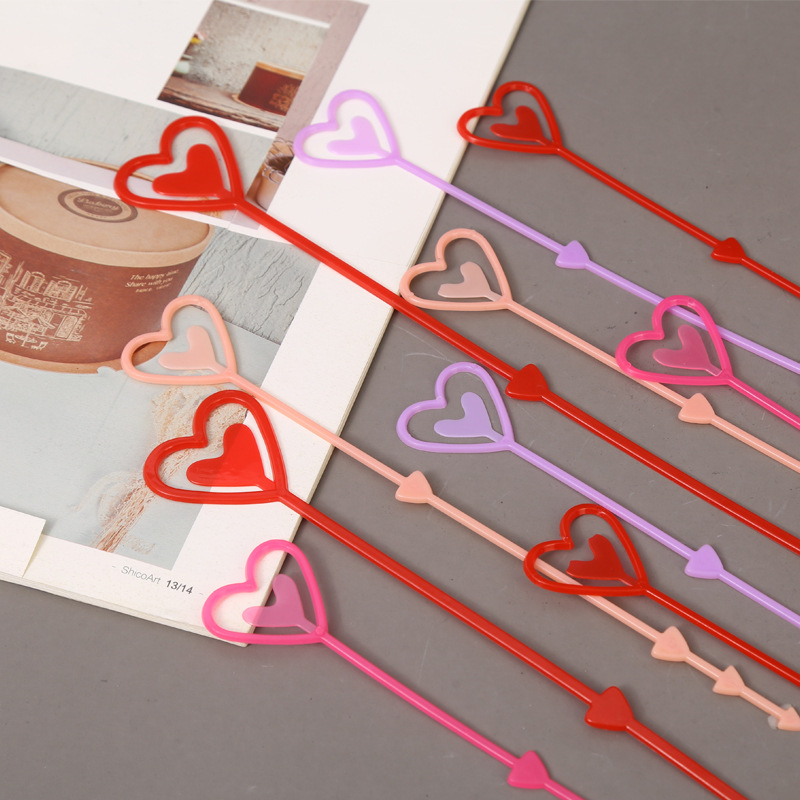 Bouquet Card Bouquet Packaging Material Wholesale Plastic Heart-shaped Flower Insert Card Clip Sign Flower Shop 