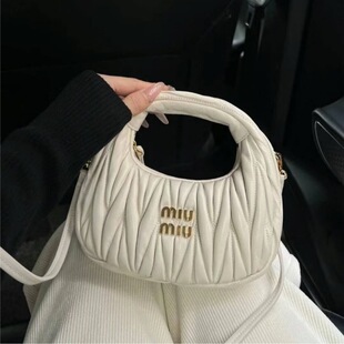 miu��2026�¿�С��Ƥ�ް������������������Ҹ�°��μ�б��Ů��