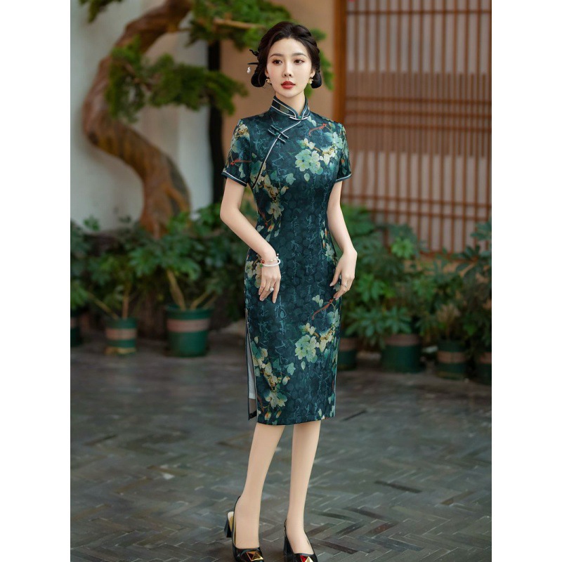 Retro long cheongsam