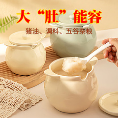 豚の油を入れて陶磁器の缶の油を入れます。
