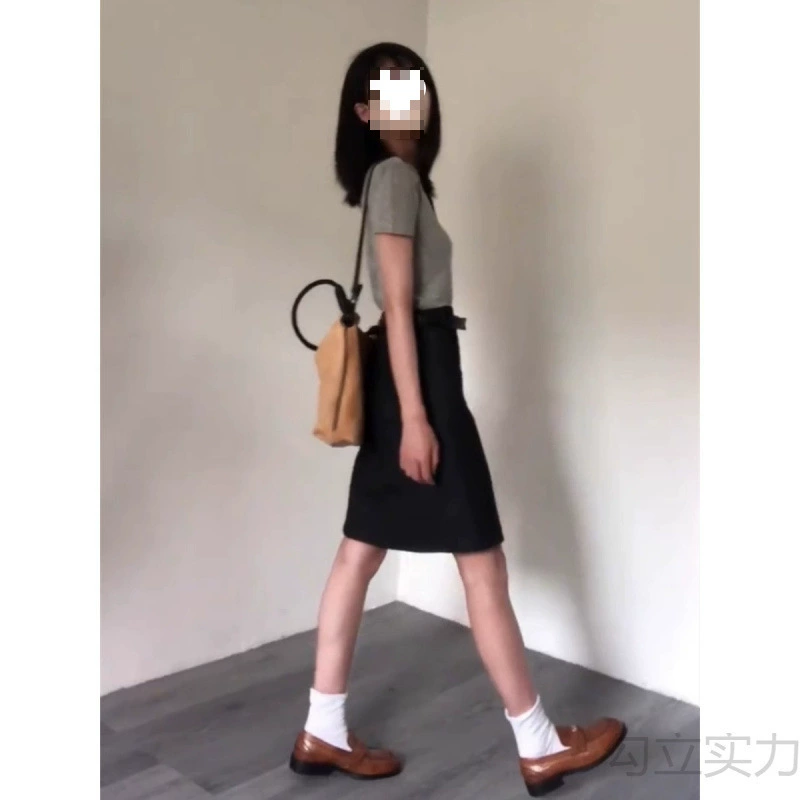 梨形身材深色牛仔半身裙女夏薄款大码胖mm高腰小个子遮胯a字短裙