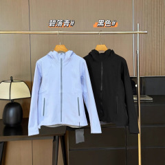 508166新款女士修身软壳冲锋衣女款2025新款秋季外套女骑行服爬山