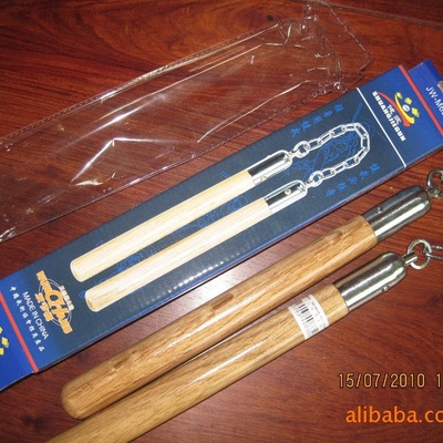 l精品推荐 供应质量保证的 原实木 双节棍双截棍