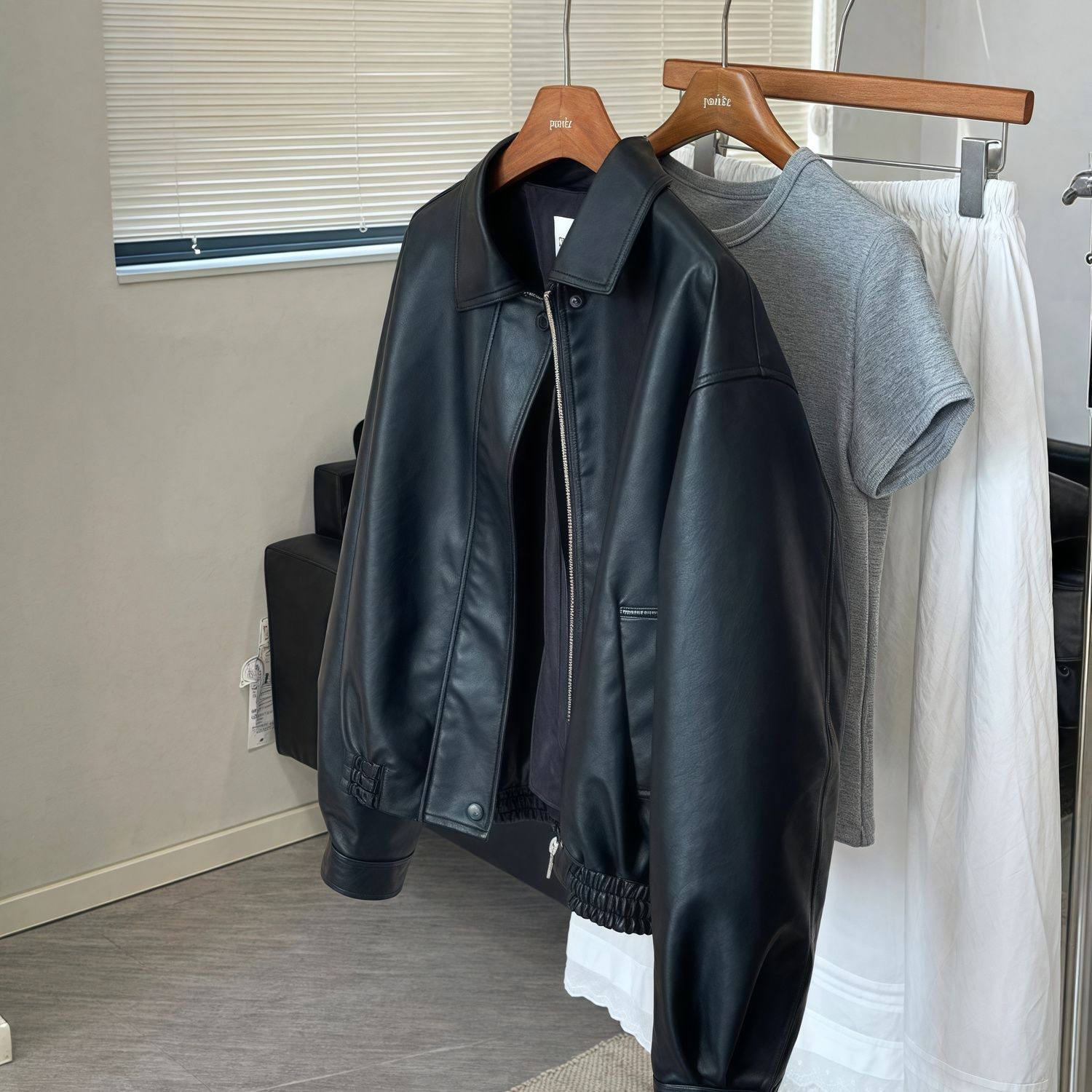 American-Style Black Retro Leather Jacket, Spring and Autumn Short Leather Jacket, New Women's Jacket, Spring and Autumn Xuanxuan Chenille Spandex