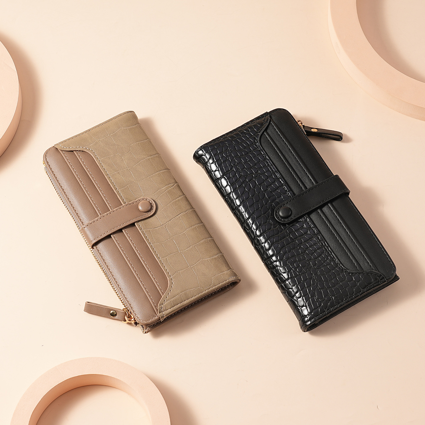 Cartera larga para mujer con textura cocodrilo