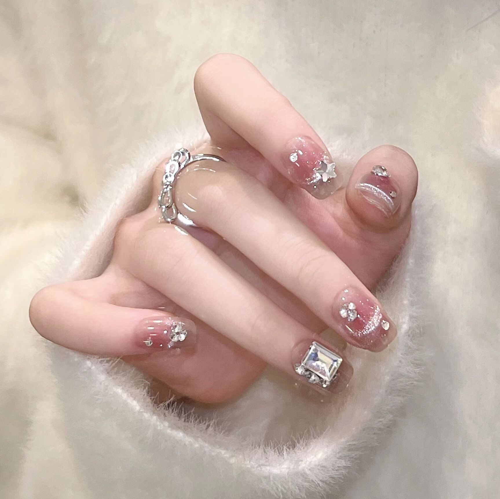 10 piezas de ojo de gato hecho a mano para usar piezas de uñas al por mayor productos terminados de alto nivel de sensación corta parche de manicure falso