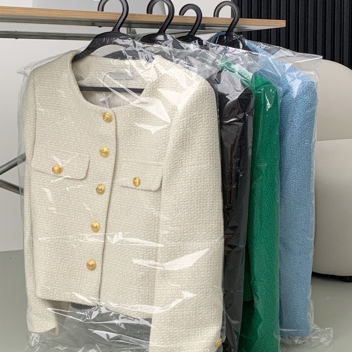 White woven tweed Chanel-style jacket for women, new spring and autumn 2024, elegant and versatile round neck loose top.