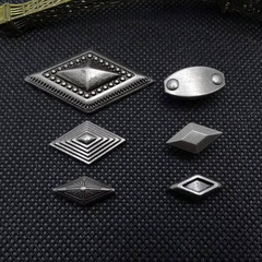 卸売靴アクセサリー合金菱形リベットレトロ手作り diy 荷物衣類装飾釘菱形リベットバックル
