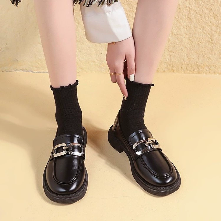 Британские ретро-лоферы 2025 весна-осень новые плоские универсальные кожаные туфли модная и удобная рабочая обувь на толстом каблуке женские туфли