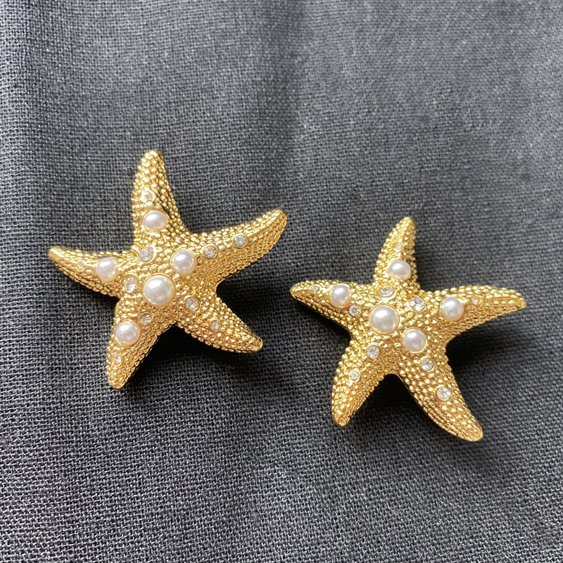 1 Pair Retro Star Inlay Brass Pearl Ear Studs display picture 2