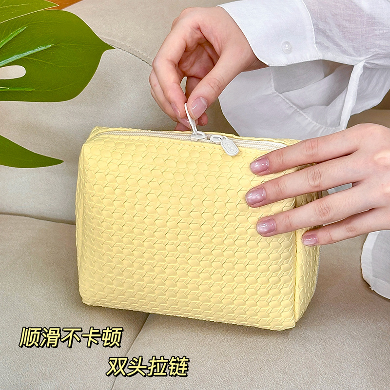 Bolsa de maquillaje simple con modelado integral bolsa de almacenamiento impermeable, corazón de una niña macarrón bolsa de cambio, bolsa de tampón