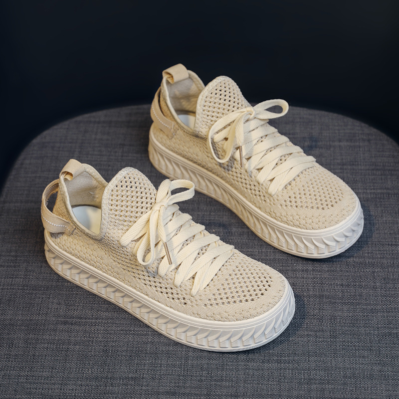 Ladies Casual Shoes for Export Wholesale, Wide Size, Thick Sole, Mesh Surface Shoes 2024 Summer New Breathable Student Running Shoes for Women