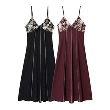 PB&ZA女装2025年夏季新款经典时尚修身显瘦刺绣迷笛连衣裙3897112