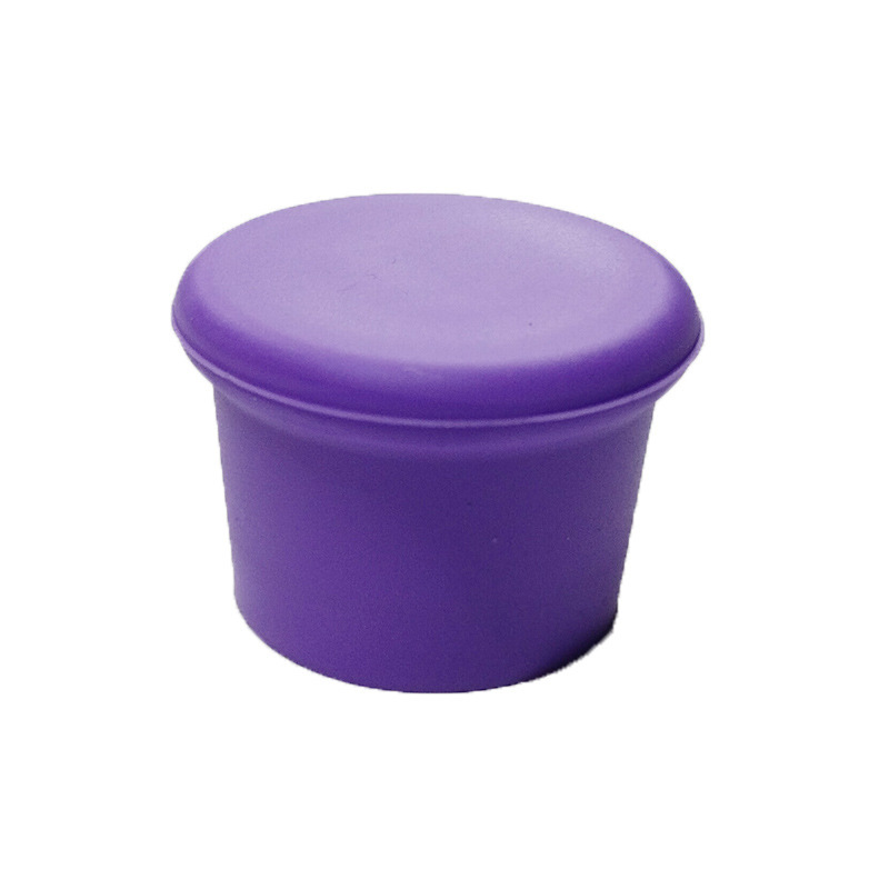 레드 와인 병 뚜껑 보라색