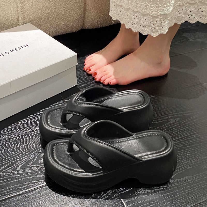 Flip-Flops Women's Thick-Soled Wedge Heel 2025 New Summer Outer Wear Fashionable and Versatile Flip-Flops Women's Anti-Slip and Anti-Odor
