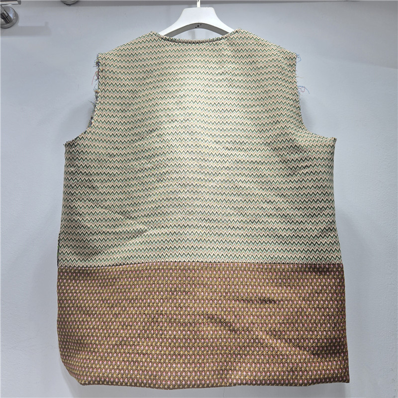 Corea del Sur 2026 primavera nueva moda de mujer estilo universal bordado traje cuello de costura floral conjunto caballo suelto image 2