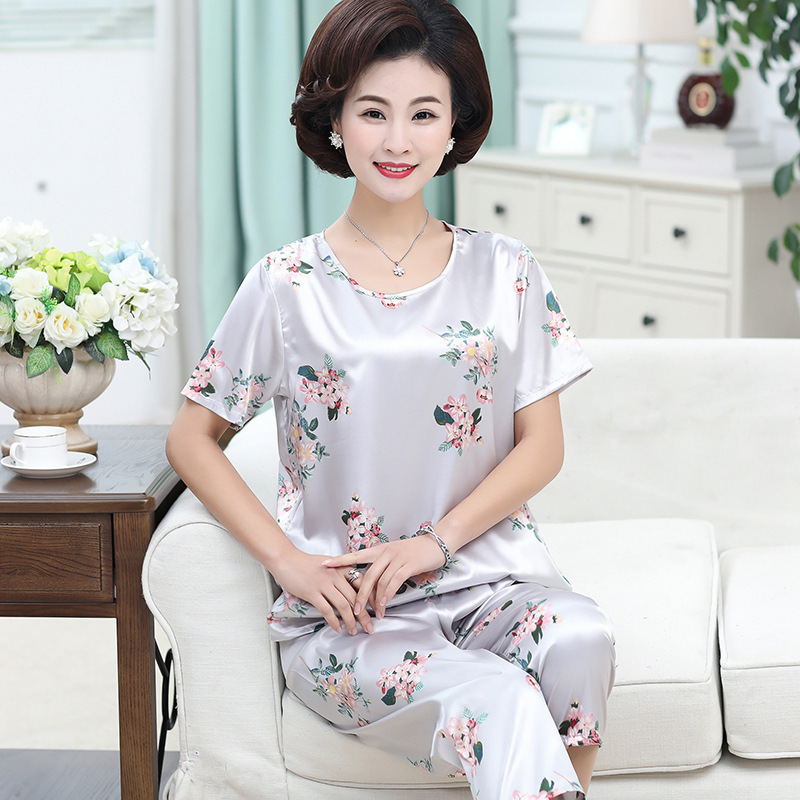 Mother Clothes Middle-aged and Elderly Ice Silk Pajamas Women's Summer Floral Short-sleeved Cropped Pants Silk-like Silk Home Clothes Set