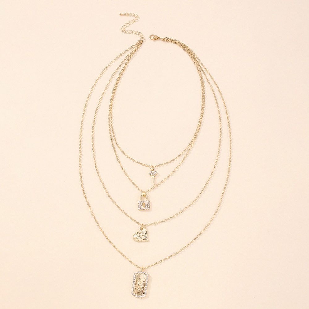 Collier Multicouche Pendentif Carré En Alliage De Diamant De Mode display picture 4