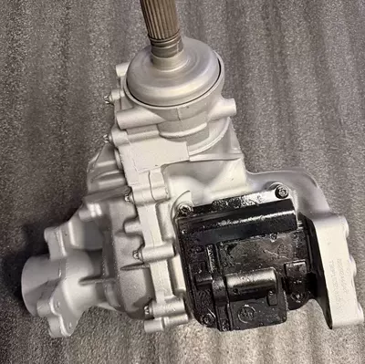 Cross-border exclusive supply of Jeep Cherokee transfer case 68307402AH/68282446AA suitable for Jeep assembly (Transfer case)
