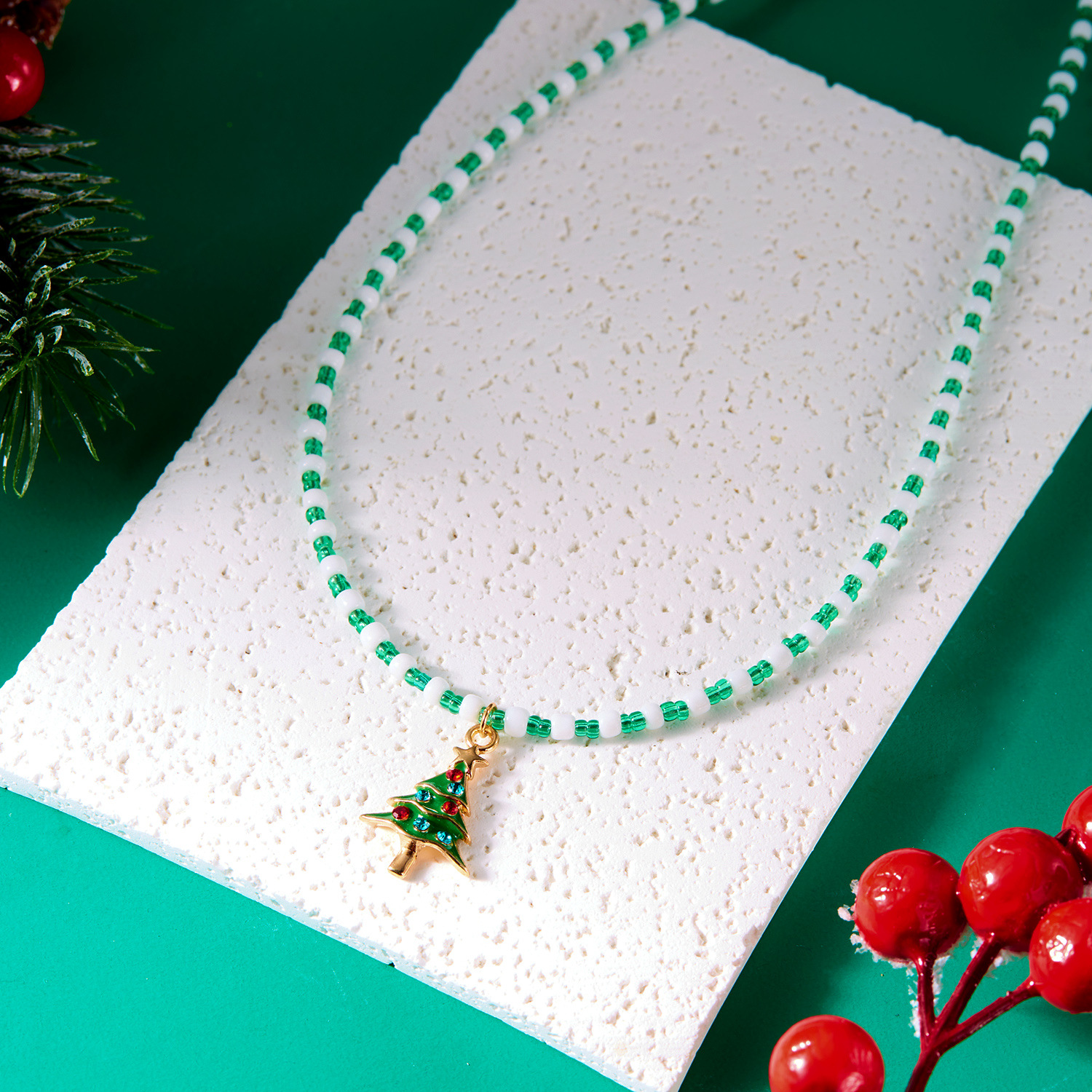 nouveau collier de perles fait main à la mode et polyvalent collier de perles de riz de sapin de Noël Père Noël femme_voghion.com