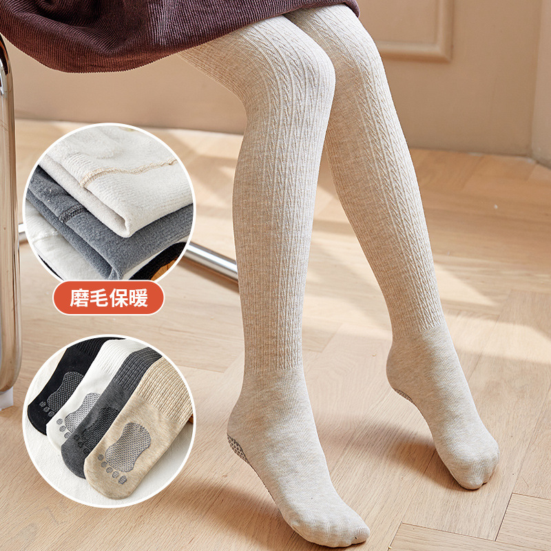 Autumn and winter new sanding padded children's pantyhose cotton twist one-piece velvet sole cat claw leggings for girls