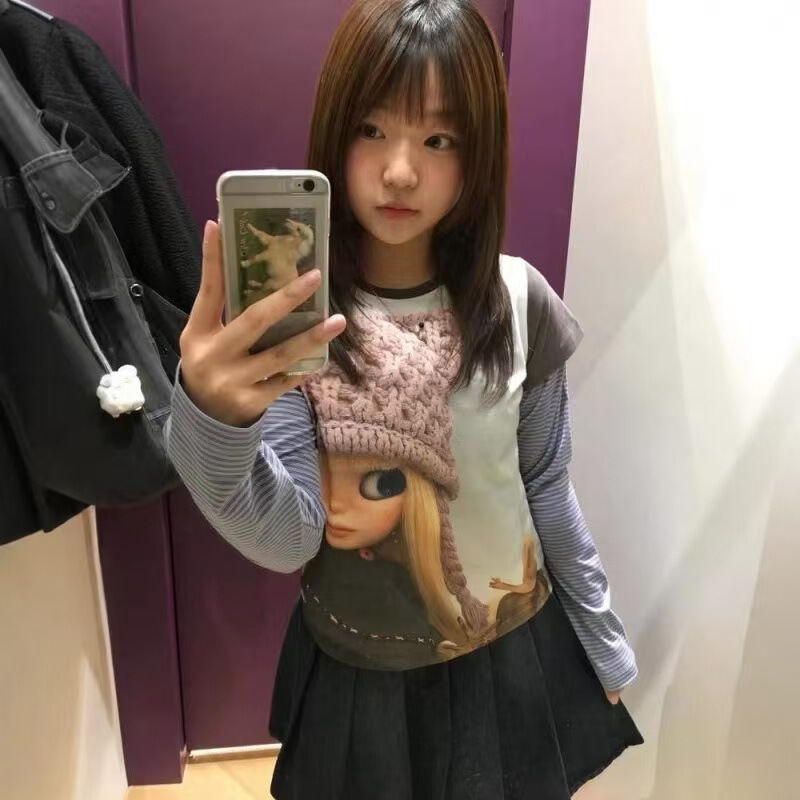 26Ss Early Spring New Collection Coy* Little Bub Collaboration Series Big-Eyed Doll Patchwork Striped Color-Block Round Neck Long Sleeve