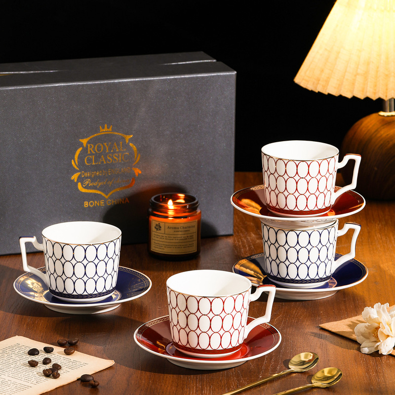 High-End Gift Box Set European Style Light Luxury Creative Cappuccino Ceramic British Afternoon Tea Coffee Cup and Saucer Set
